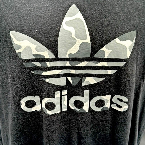Adidas grey camo tee. Size M. Mens. Black/grey. Excellent condition!! - Picture 4 of 5
